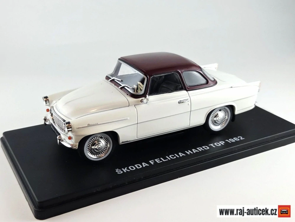 Škoda Felicia Hardtop 1:24 časopis Nadčasové Ikony no.5 s modelem
