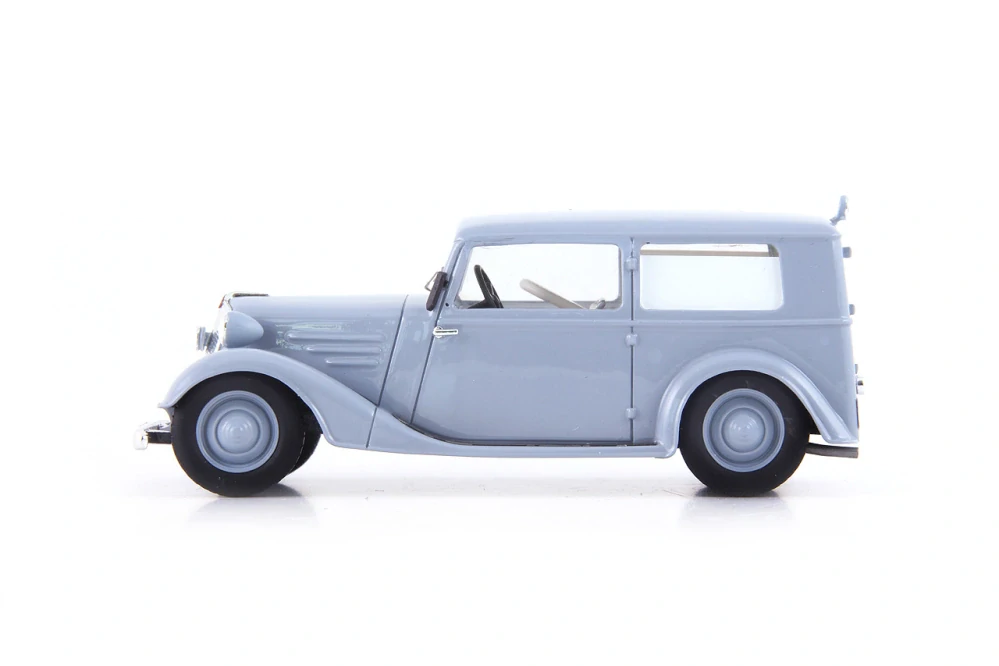 Tatra 57B sanitka Sodomka 1:43 AutoCult