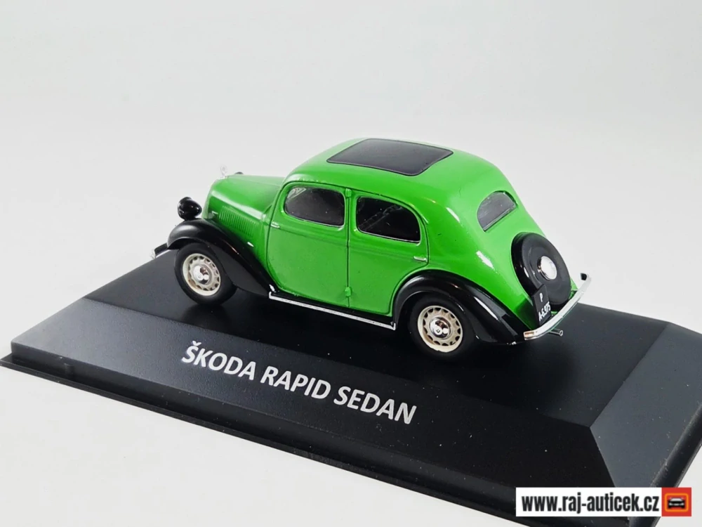Škoda Rapid Sedan 1:43 DeAgostini časopis s modelem