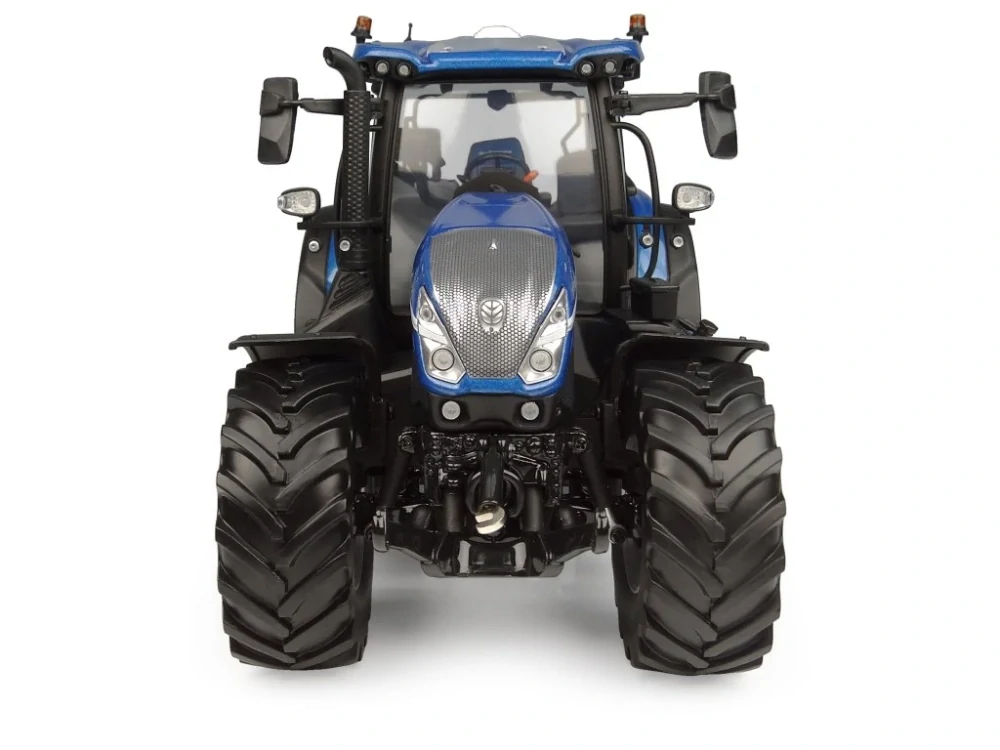 New Holland T7.225 Blue Power 2026 1:32 Universal Hobbies