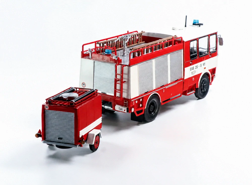 Hasičský přívěs PPS 12 roletový 1:43 MJ