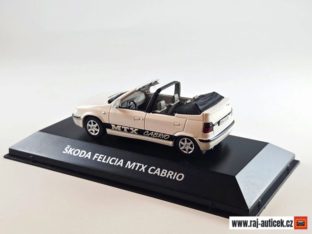 Škoda Felicia MTX Cabrio 1:43 DeAgostini časopis s modelem