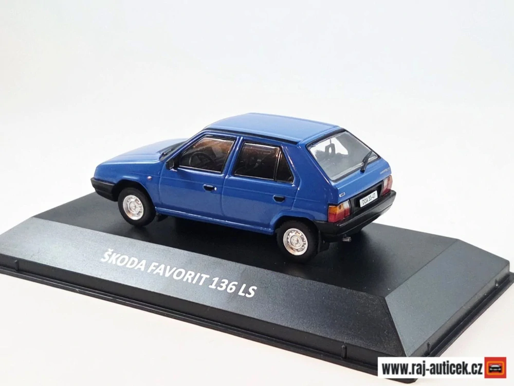 Škoda Favorit 136 LS 1:43 DeAgostini časopis s modelem