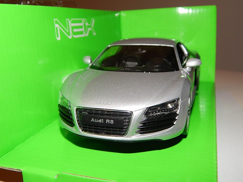 Audi R8 V10 1:24 Welly