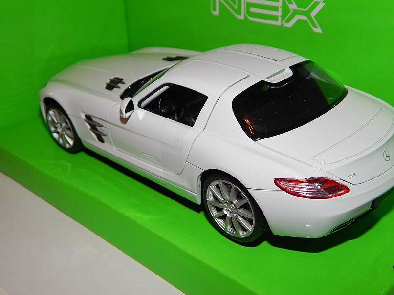 Mercedes SLS AMG (C197) 1:24 Welly