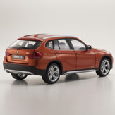 BMW X1 sDrive 28i 1:18 Kyosho