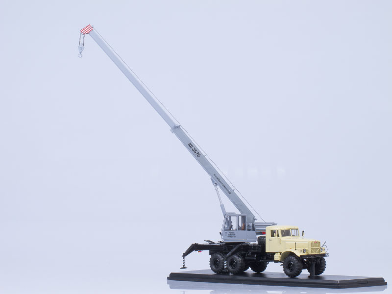 KrAZ 255B jeřáb 1:43