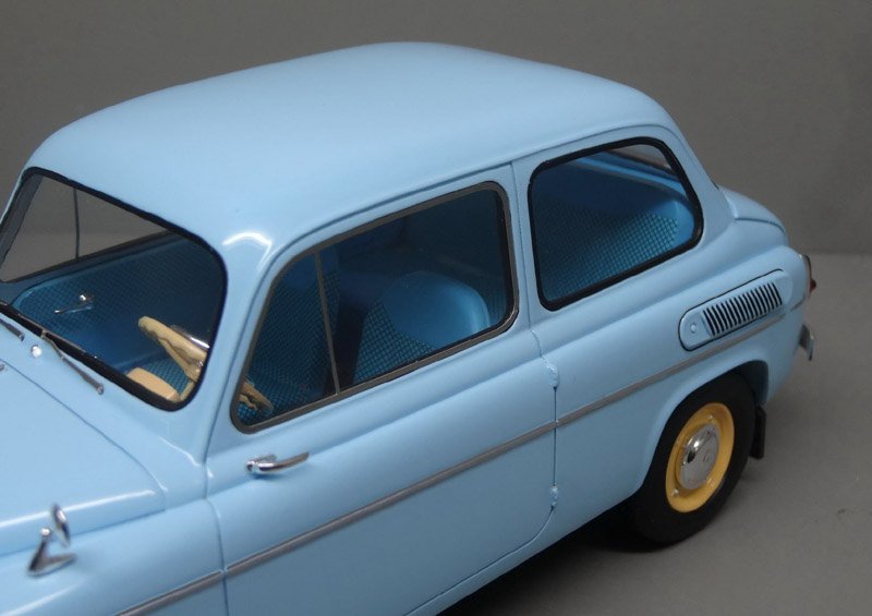 Záporožec ZAZ 965A Jalta 1:18 Premium Scale Models