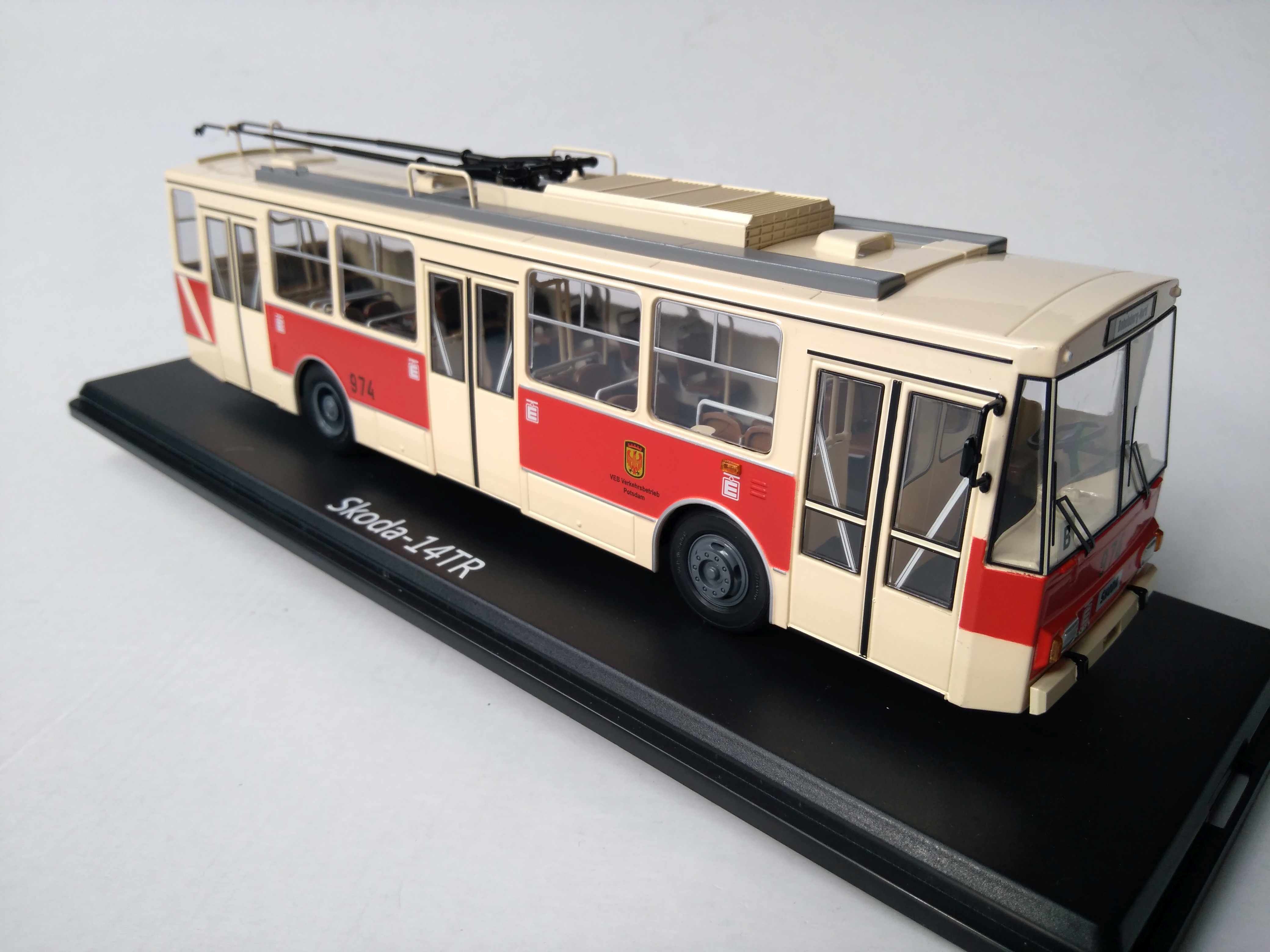 Škoda 14Tr trolejbus Postdam 1:43 Premium ClassiXXs