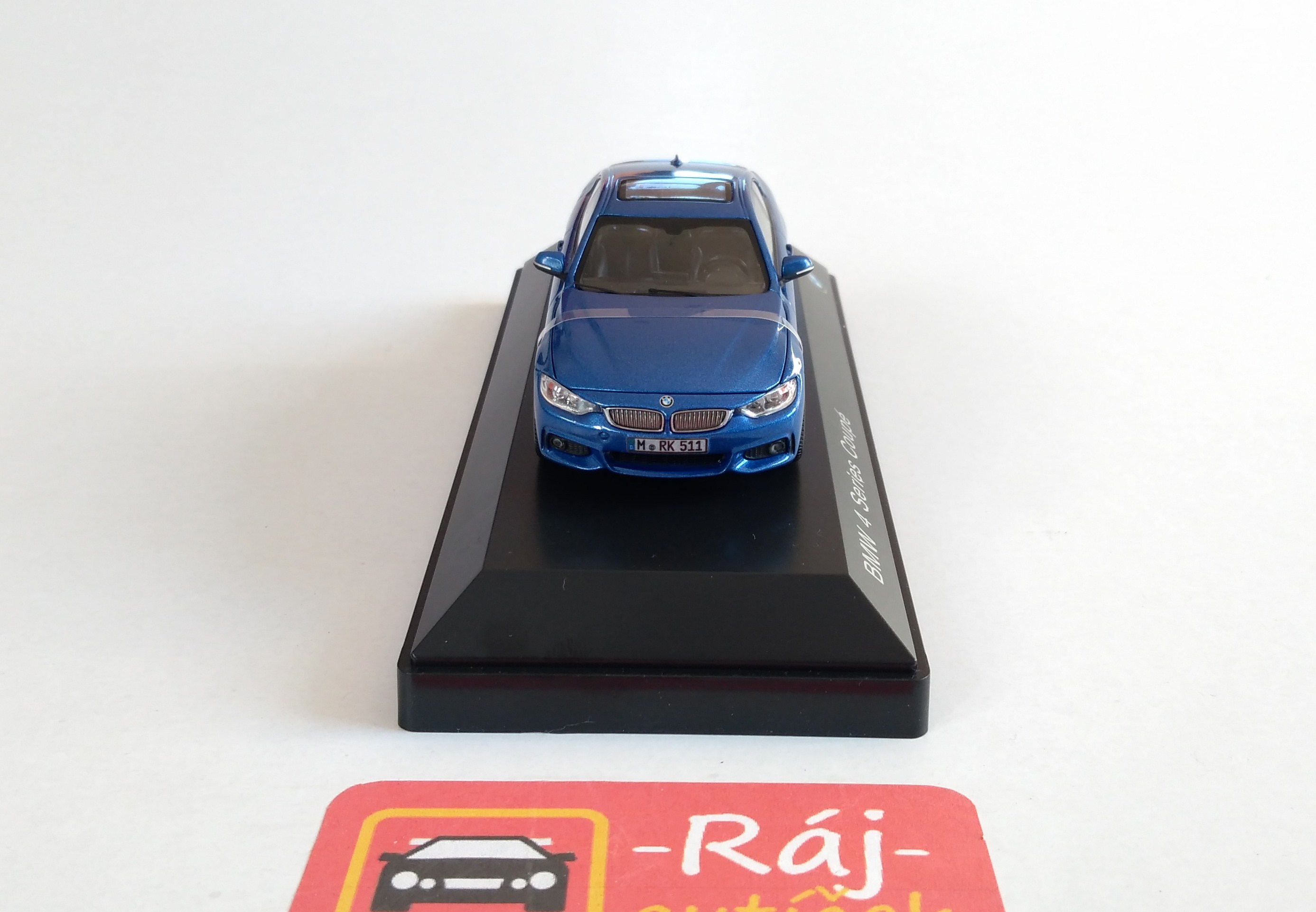 BMW 4 Coupe 1:43 iscale