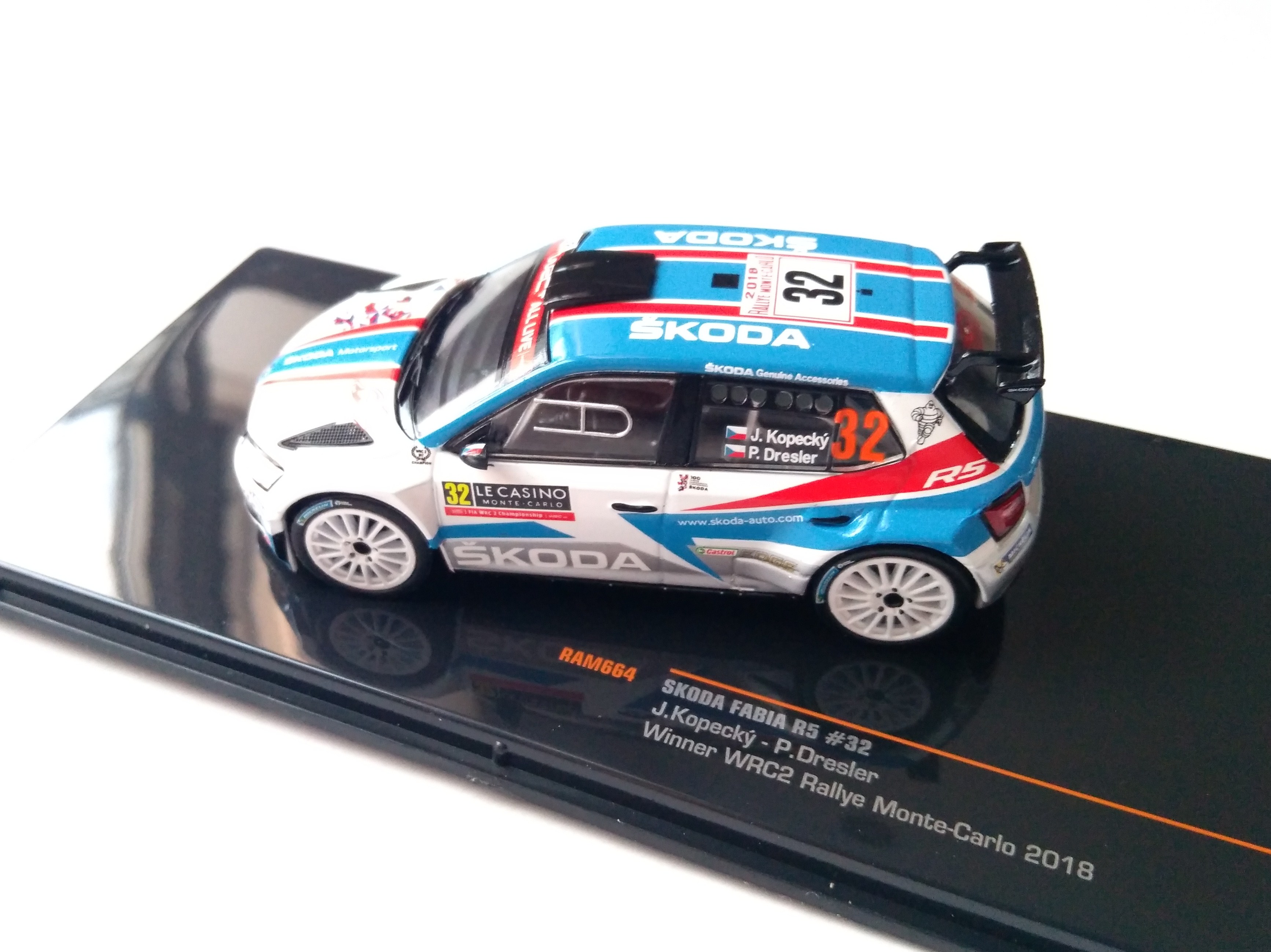 Škoda Fabia R5 no.32 Kopecký WRC 2018 1:43 IXO