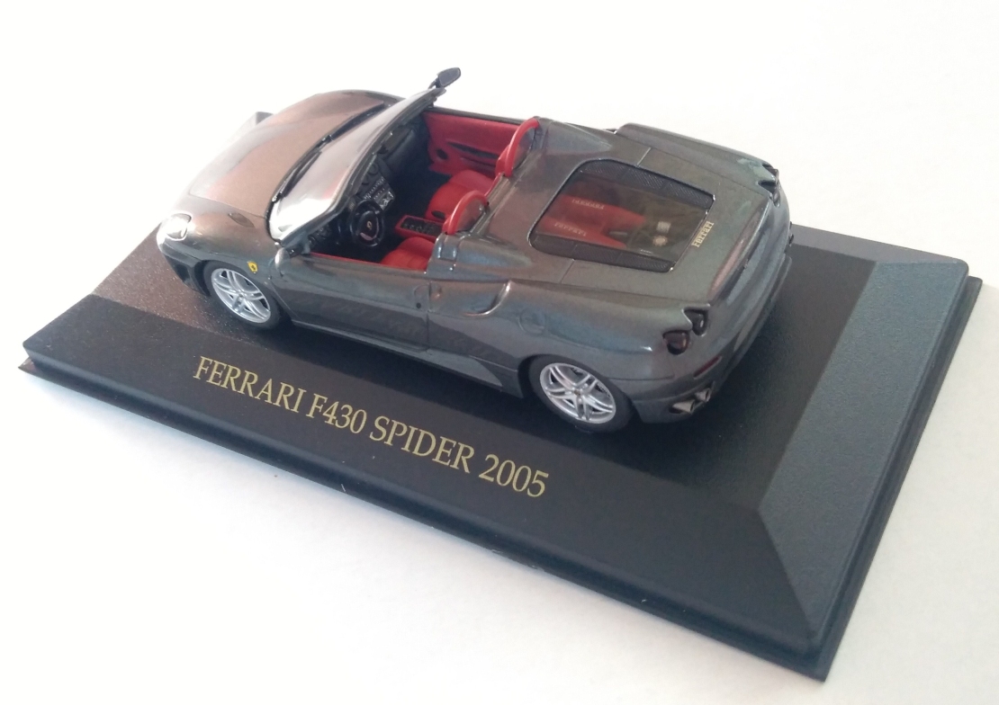 Ferrari F430 Spider 1:43 IXO