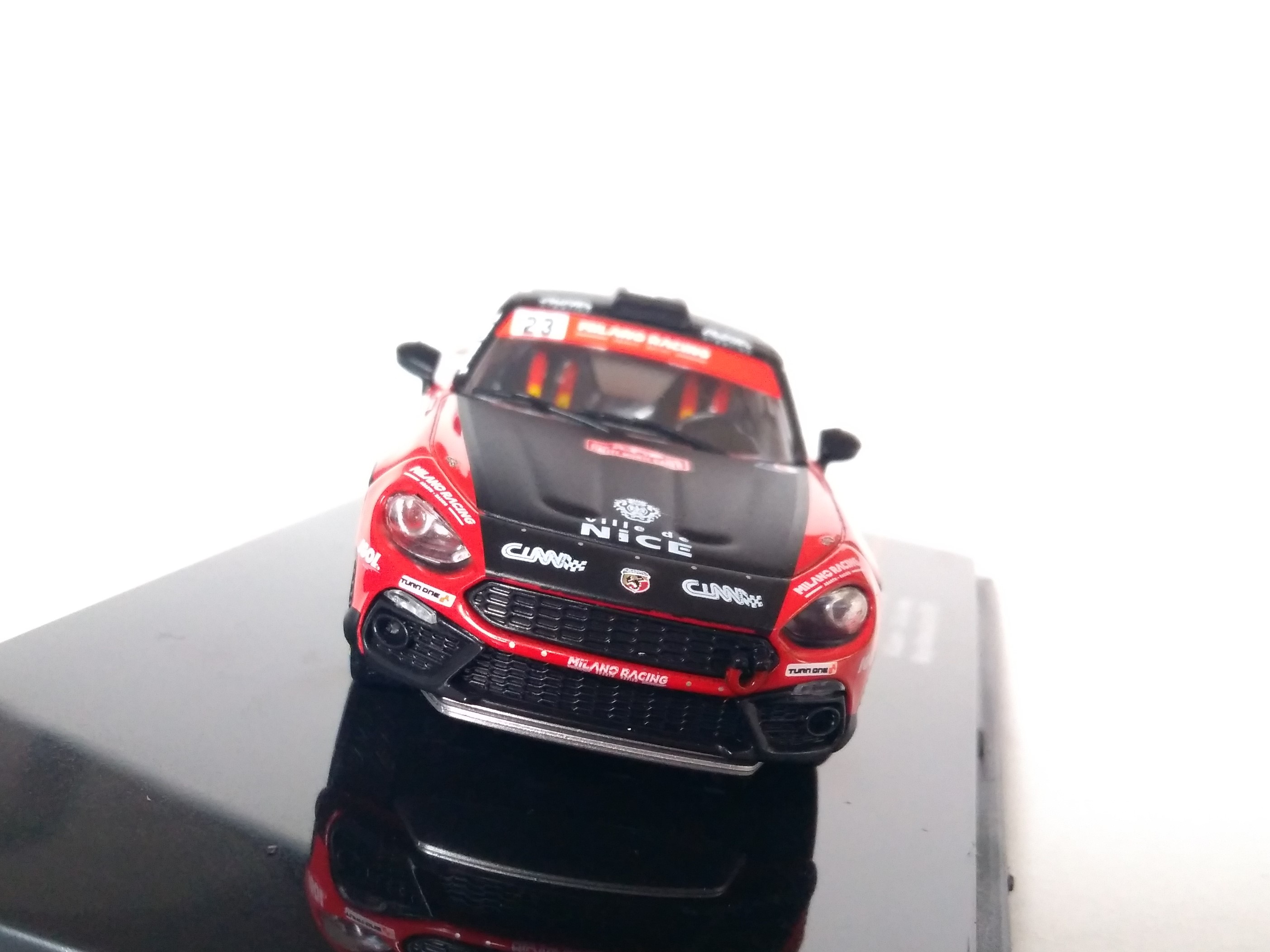 Fiat Abarth 124 RGT, No.23, N.Ciamin/T.de la Haye, rallye Monte Carlo 2018 1:43 IXO