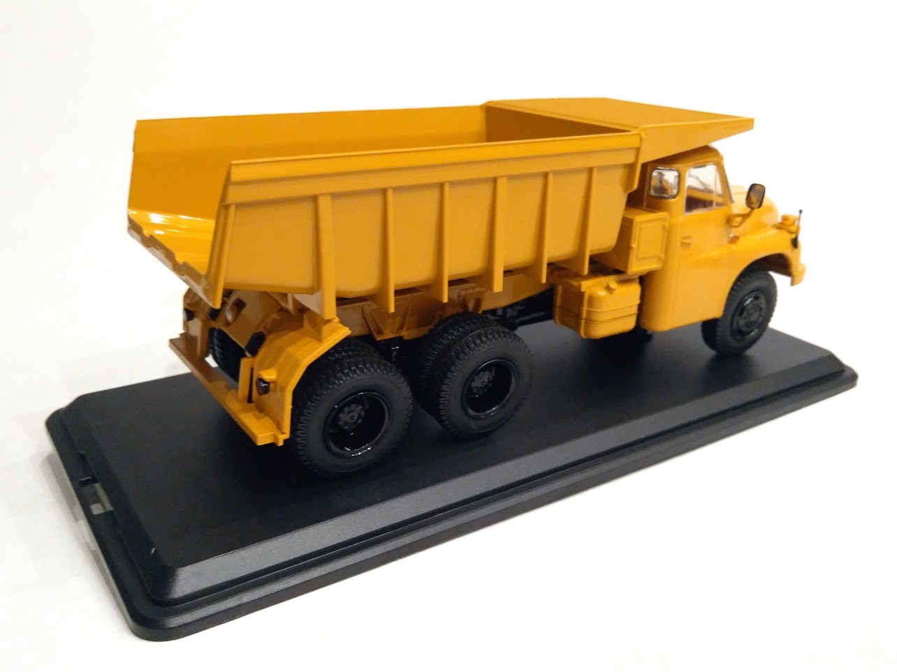 Tatra T148 S1 dumper 1:43 SSM