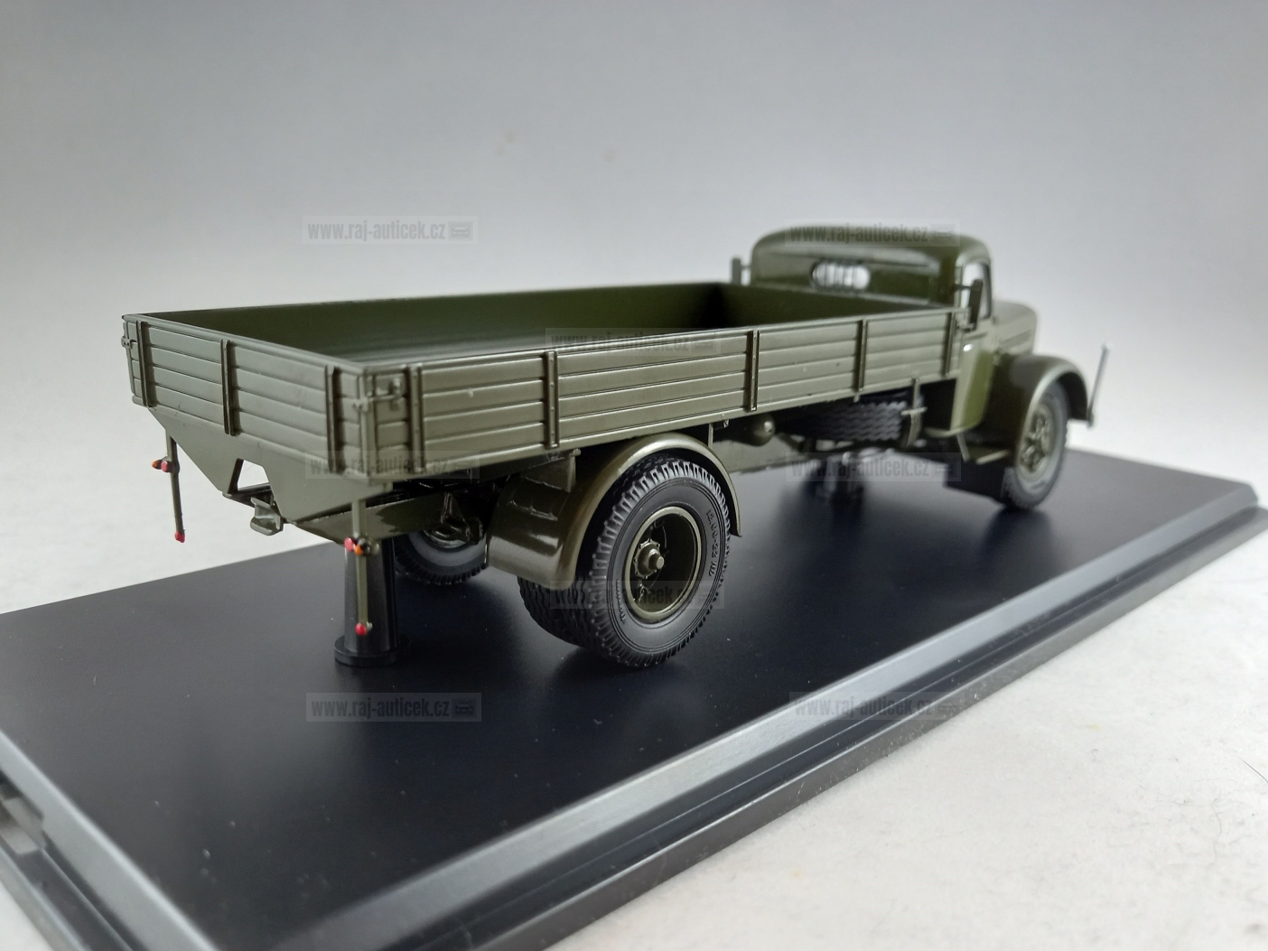 Škoda 706 R r. 1946 1:43 Premium ClassiXXs