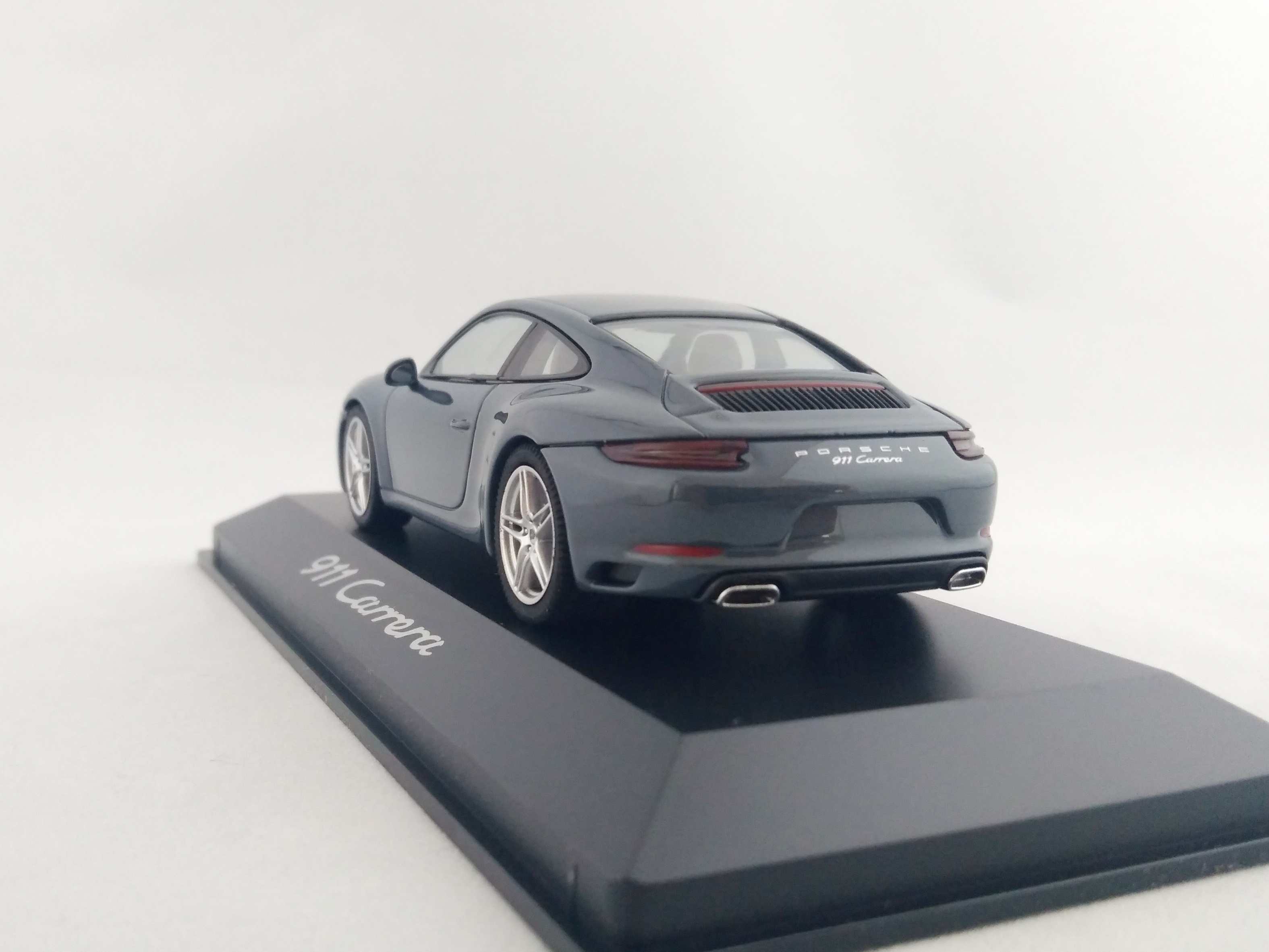 Porsche 911 Carrera (991.2) 1:43 Herpa