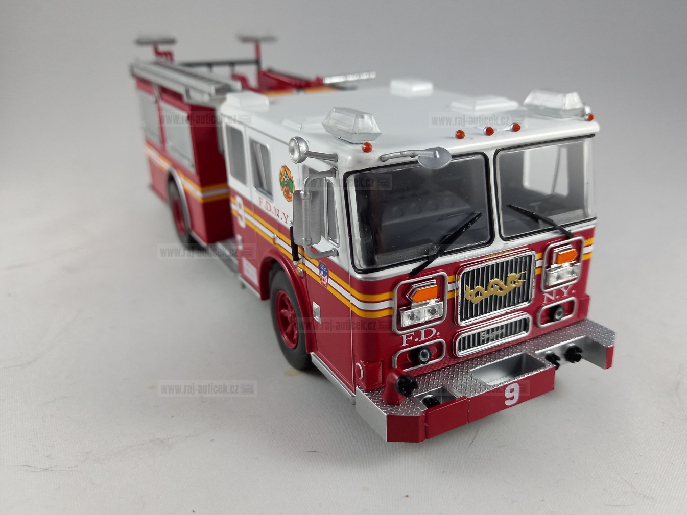 Seagrave Marauder hasiči New York 1:43