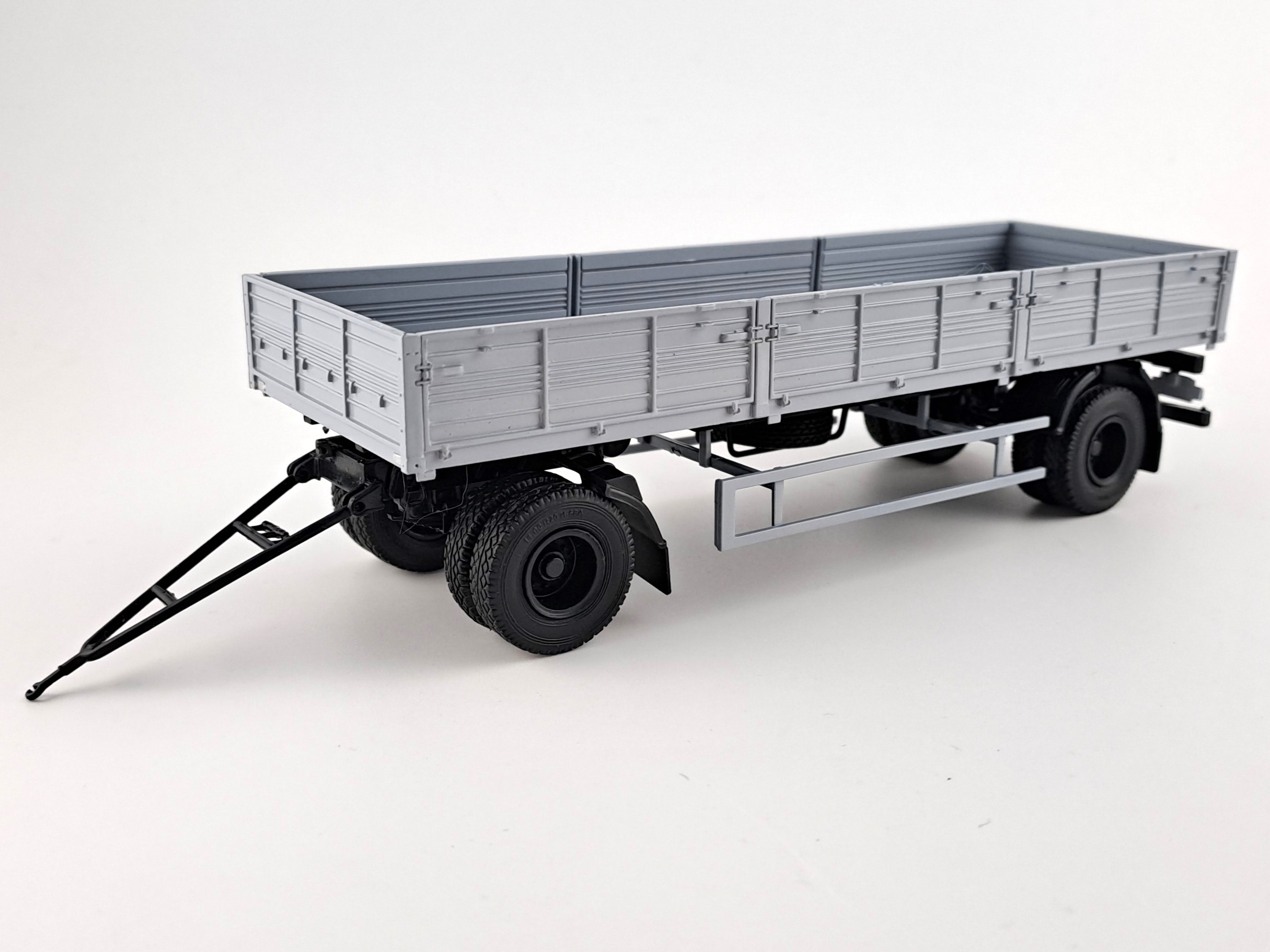 Tatra T148 valník šedý s přívěsem MAZ 1:43 Auto Historia