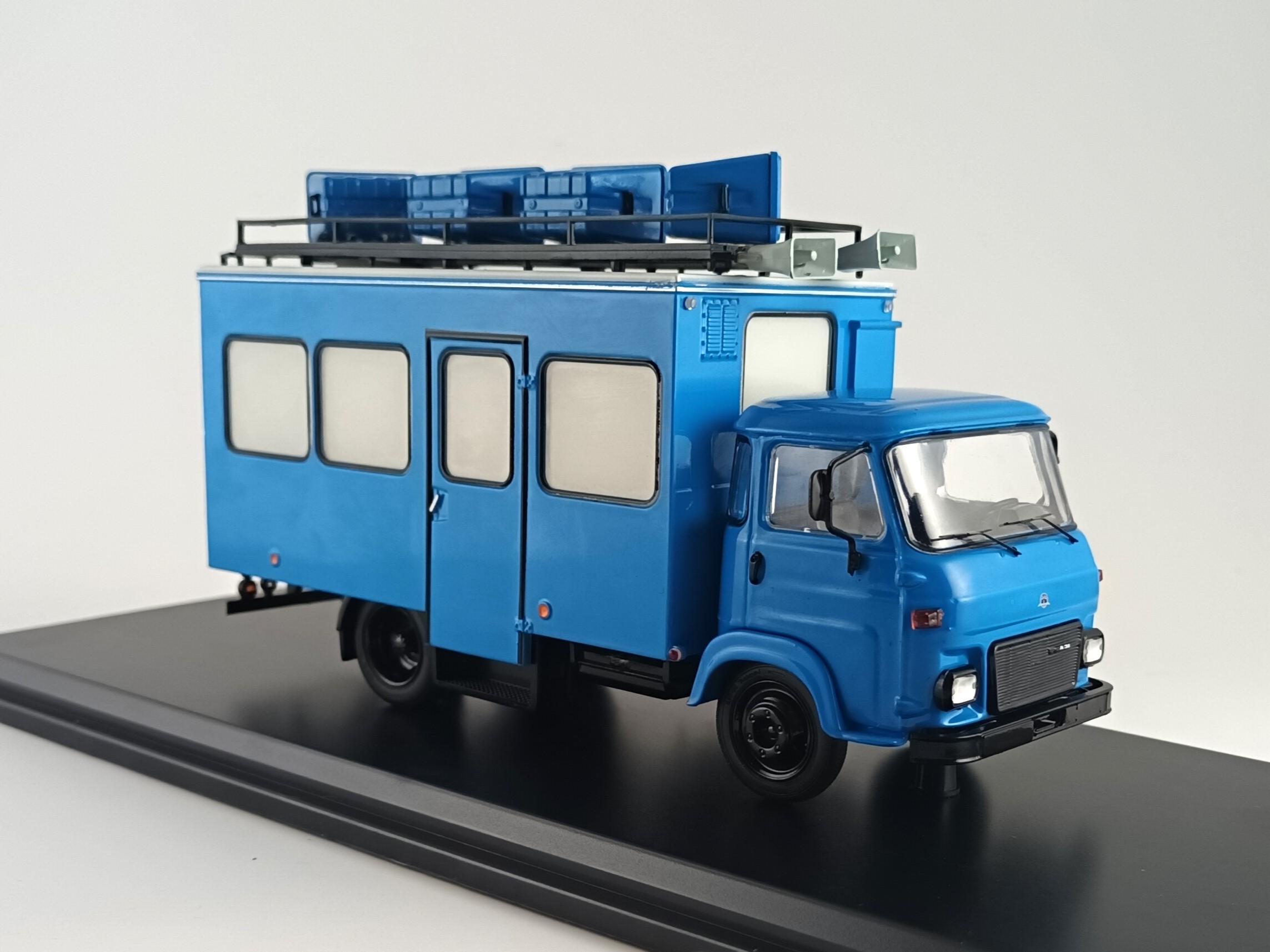 Avia A31N SPO-M + Avia A31N ZOS-1010 1:43 SSM
