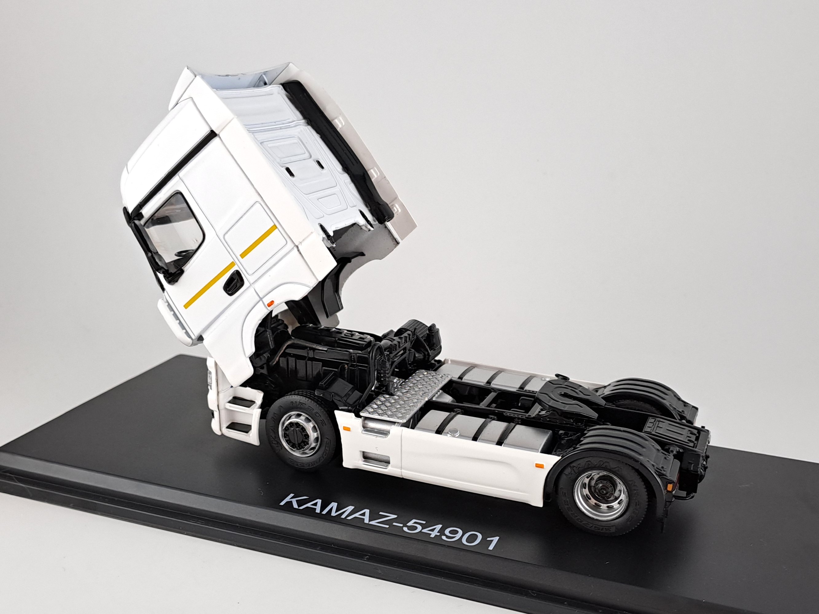 Kamaz 54901 1:43 Start Scale Models