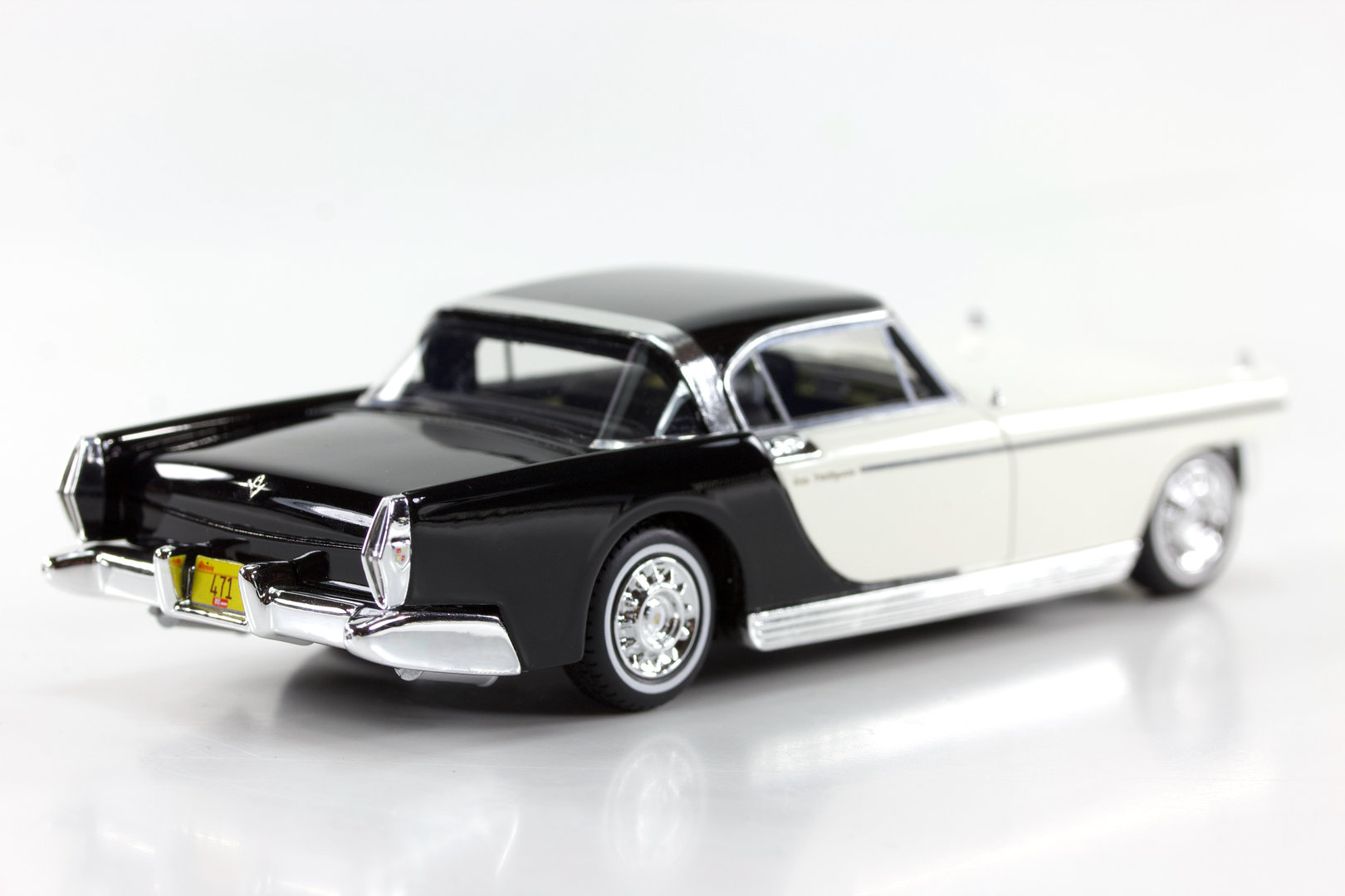 Cadillac Series 60 Die Valkyrie by Brooks Stevens 1:43 Brausi