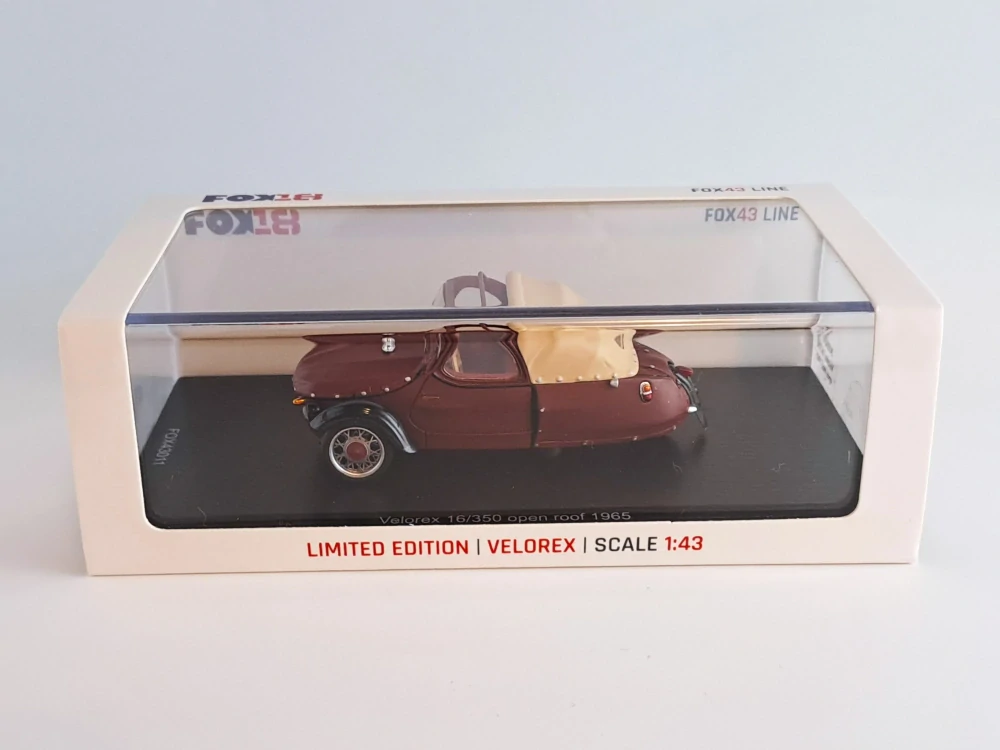 Velorex 16/350 otevřená střecha 1:43 Spark