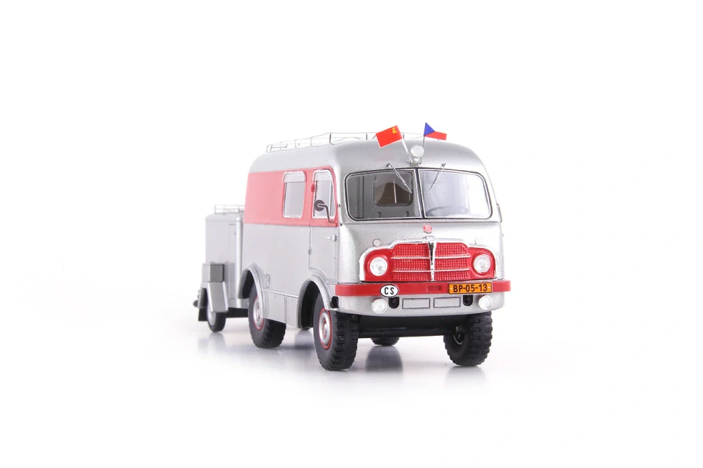 Tatra 805 Zikmund Hanzelka 1:43 Autocult "10 Years of AutoCult"