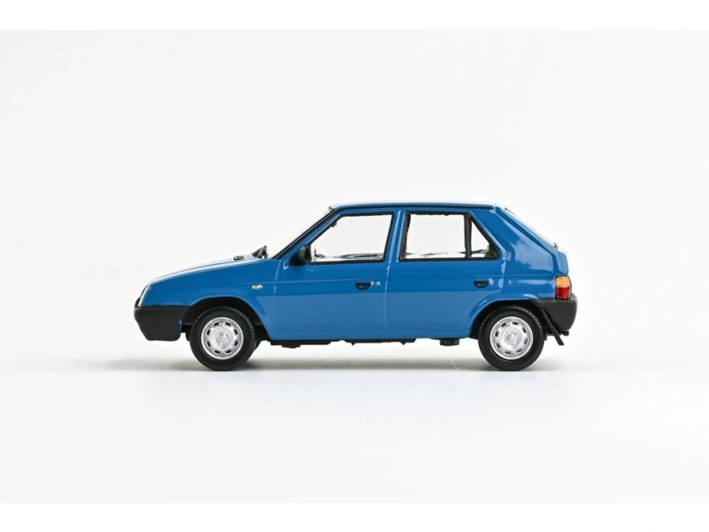 Škoda Favorit 136L (1988) - Modrá Škoda 1:43 Abrex