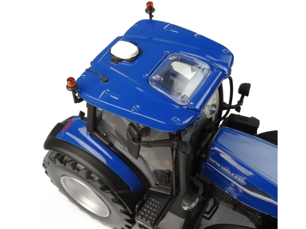New Holland T7.210 Dynamic Blue 2026 1:32 Universal Hobbies