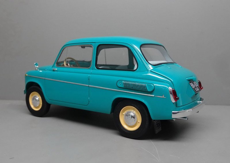 Záporožec ZAZ 965A Jalta 1:18 Premium Scale Models