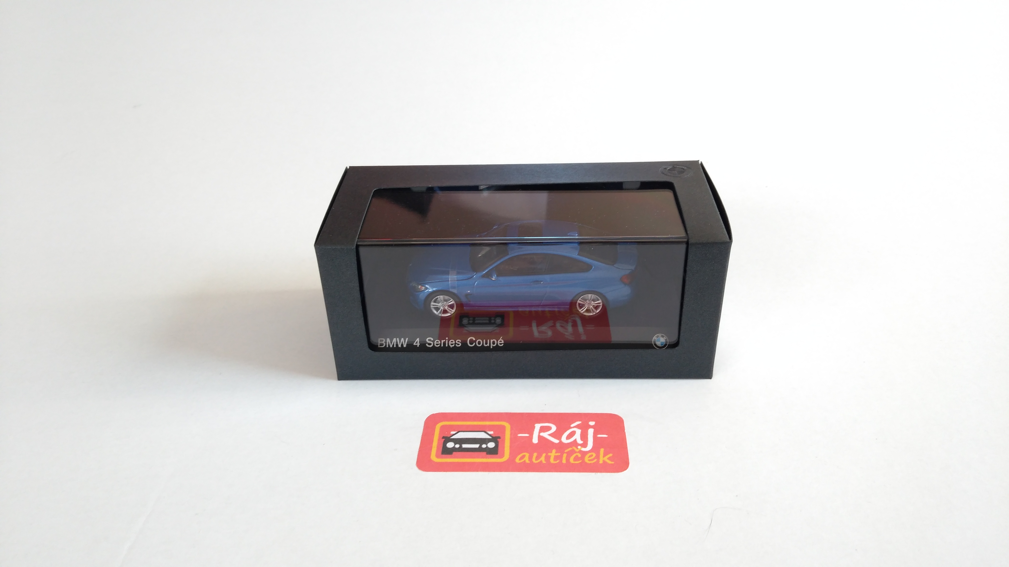 BMW 4 Coupe 1:43 iscale