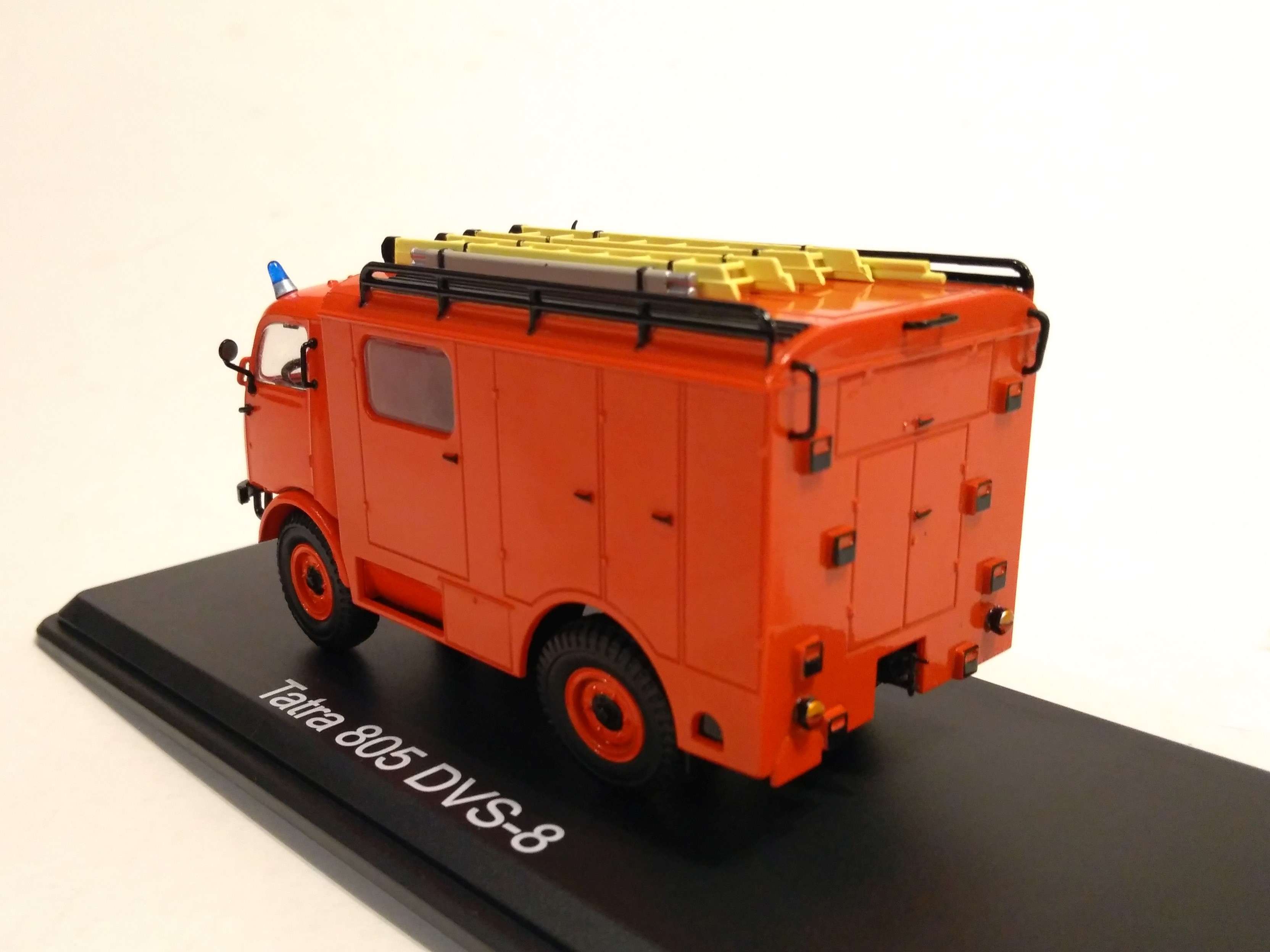 Tatra 805 DVS-8 hasiči 1:43 Premium ClassiXXs