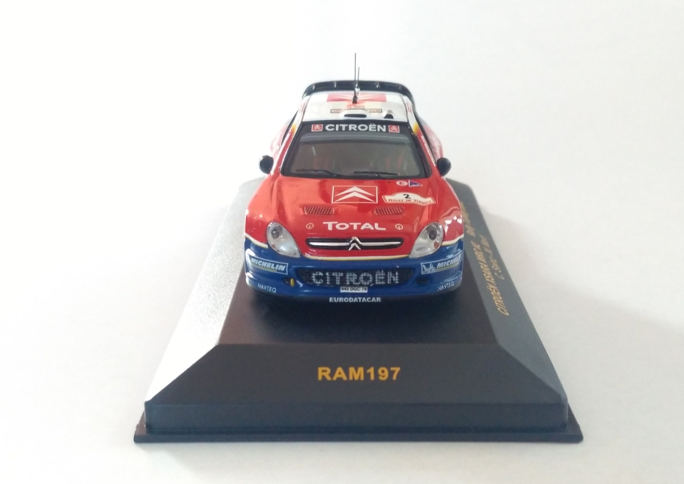 Citroen Xsara WRC Sainz 2005 1:43 IXO