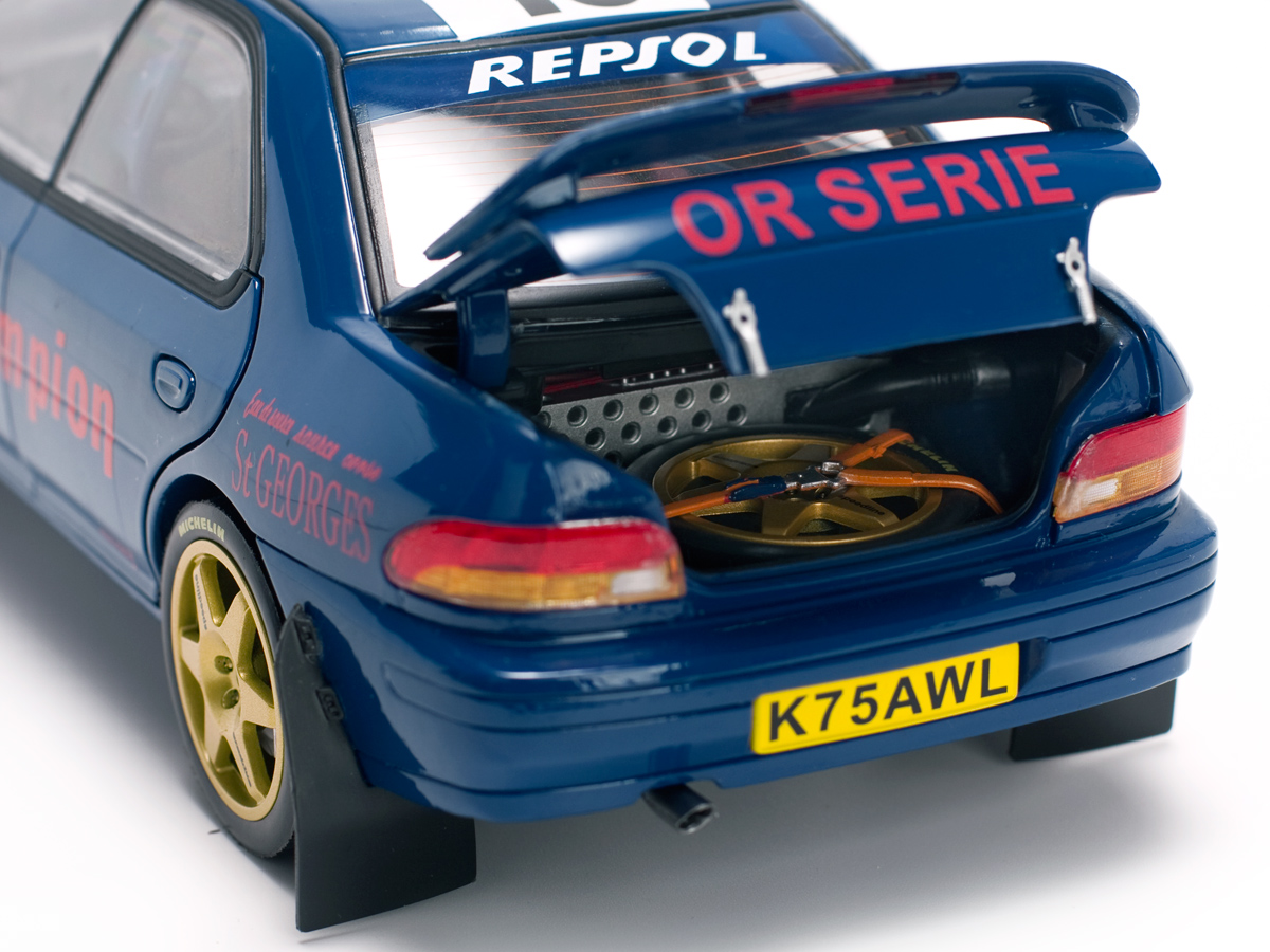 Subaru Impreza 555, No.15 1:18 Sun Star