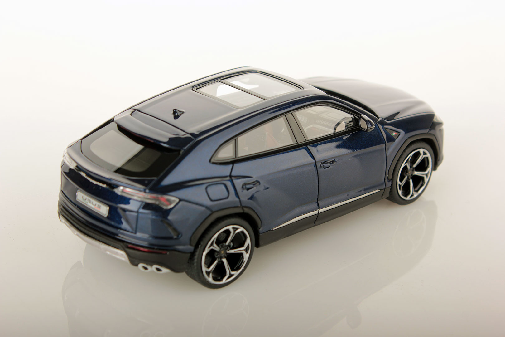 Lamborghini urus игрушка