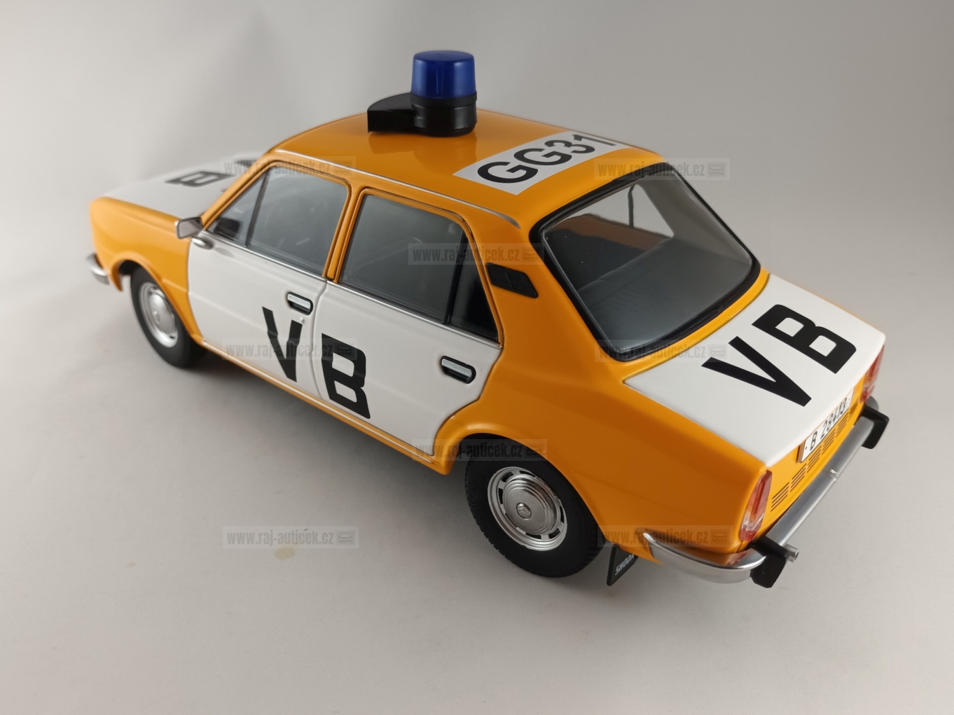 Škoda 105L Veřejná Bezpečnost 1:18 Triple9