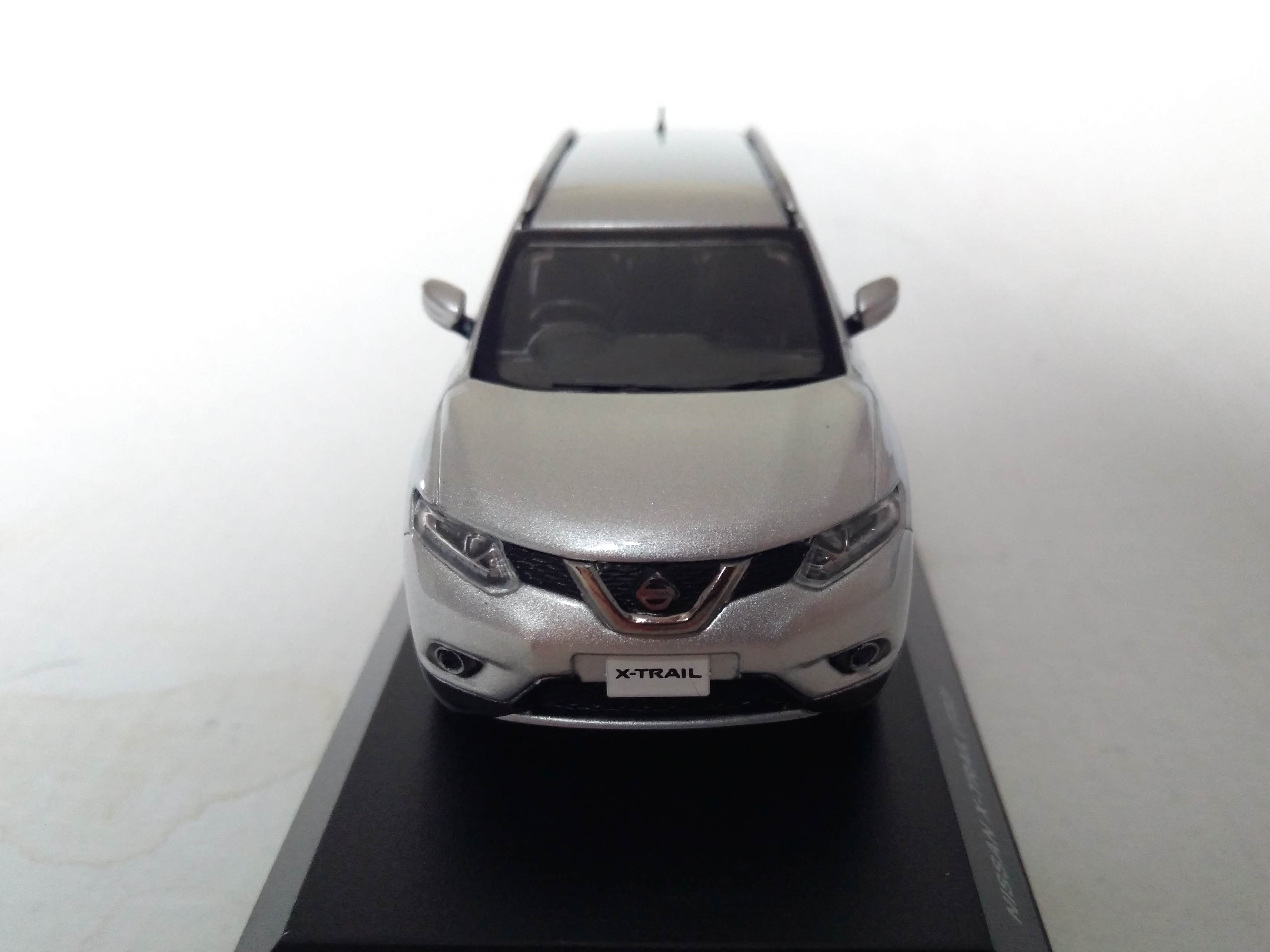 Nissan X-Trail 1:43 Kyosho