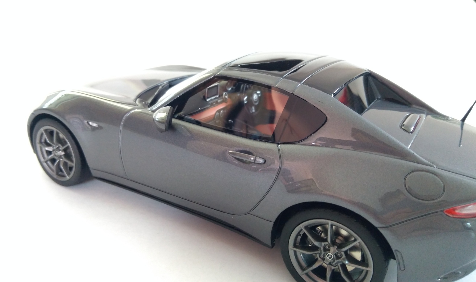 Mazda MX-5 RF 1:18 Kyosho