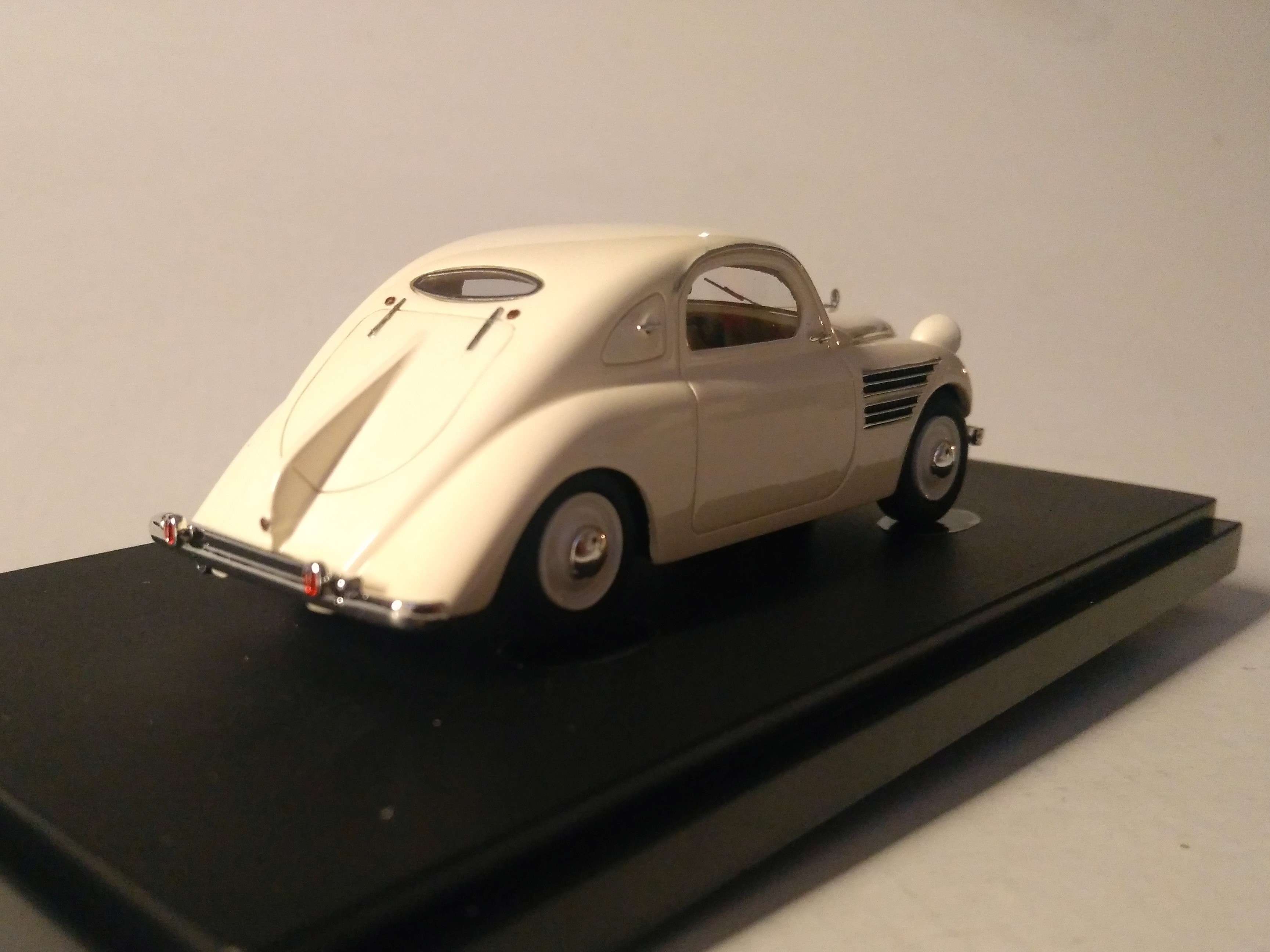 Škoda Popular Special Sport 1:43 AutoCult