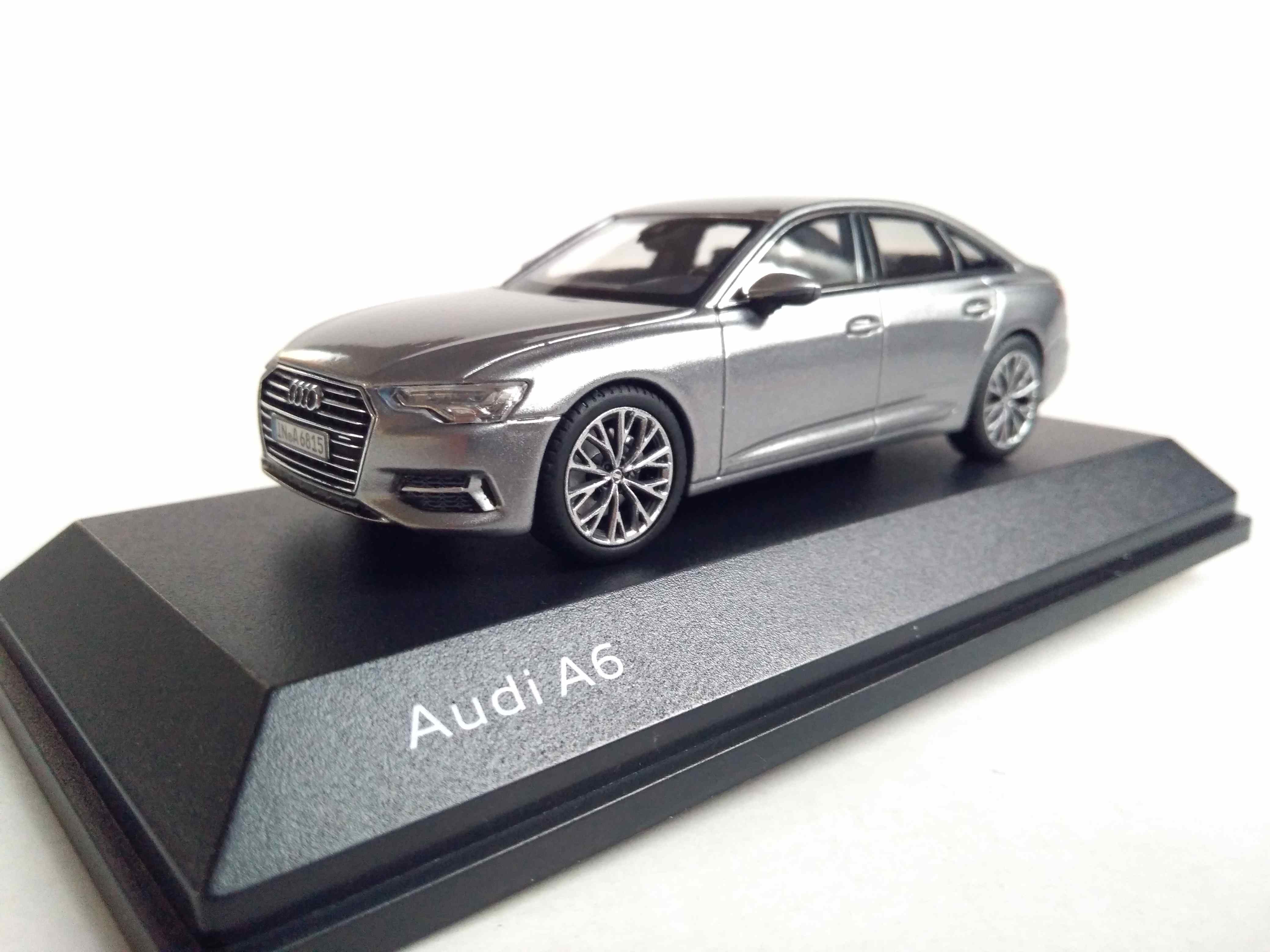 Audi A6 2018 1:43 iscale