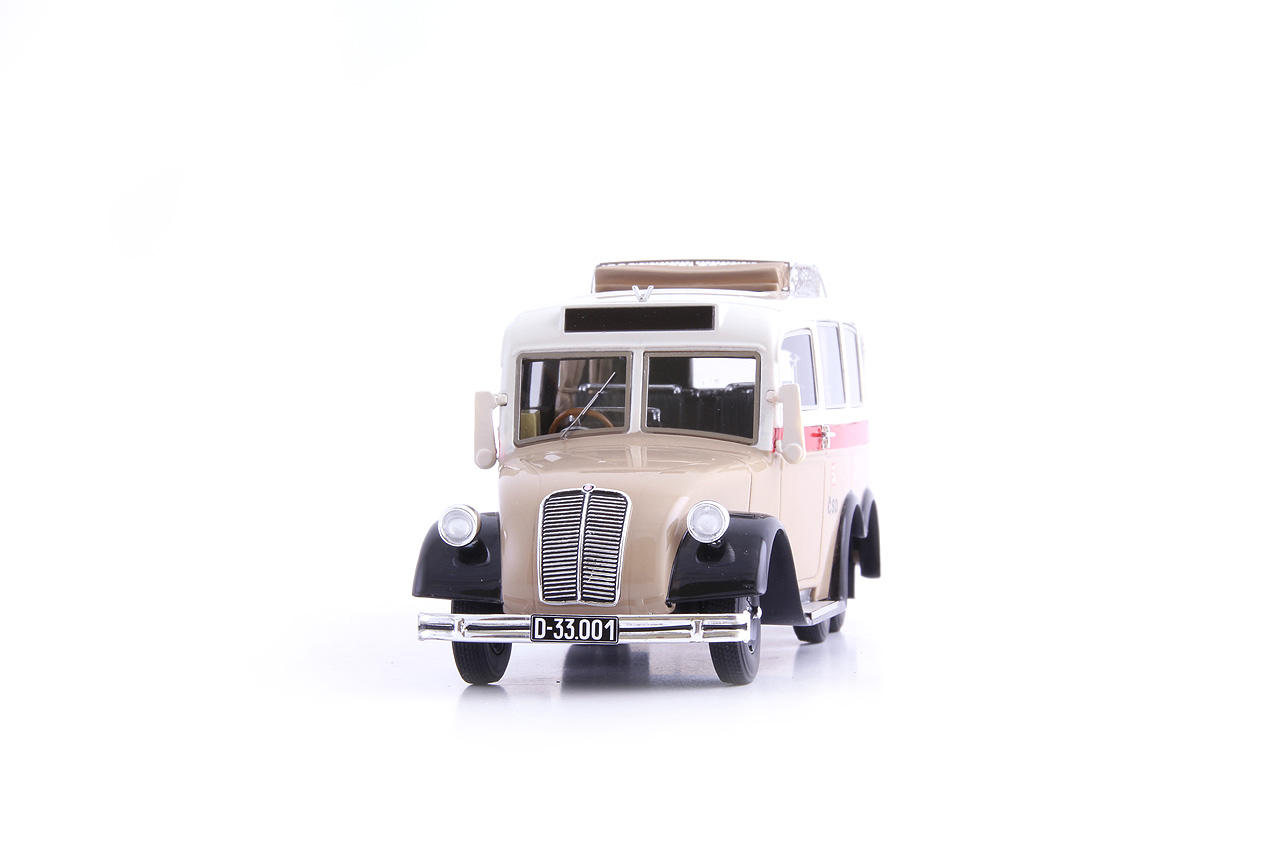 Tatra T82 bus ČSD 1:43 AutoCult