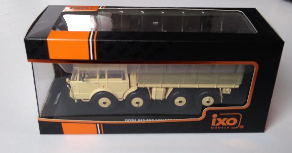Tatra 813 Kolos 1:43 IXO