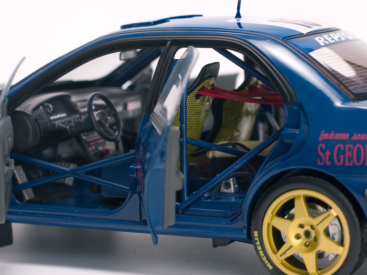 Subaru Impreza 555, No.15 1:18 Sun Star