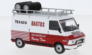 Fiat 242 doprovodný vůz Bastos 1:43 IXO