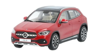 Mercedes GLA 1:43 Minimax