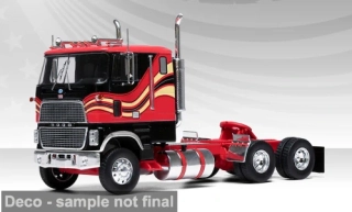 Ford CL 9000 1:43 IXO