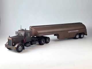 Peterbilt 281 s návěsem 1:43 IXO