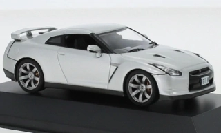 Nissan GT-R 1:43 First 43