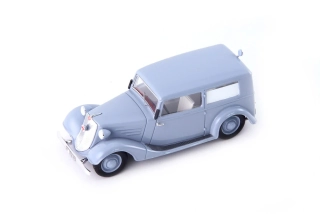 Tatra 57B sanitka Sodomka 1:43 AutoCult