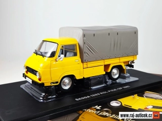 Škoda 1203 ROL 1:24 časopis Nadčasové Ikony no.11 s modelem